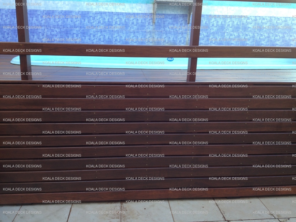 Deck para piscina.